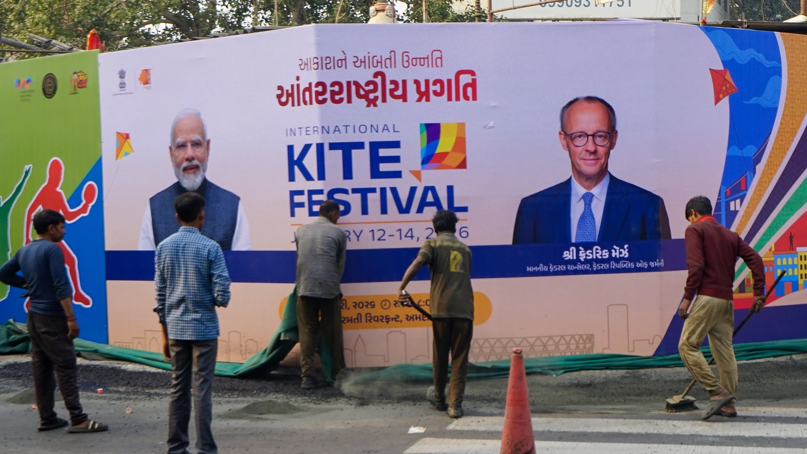 अहमदाबाद में इंटरनेशनल काइट फेस्टिवल में यूक्रेन, रूस, कोलंबिया समेत 135 देशों के पार्टिसिपेंट्स ने हिस्सा लिया