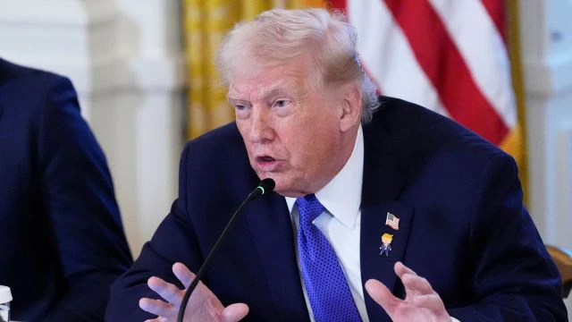 ‘लीज़ काफ़ी नहीं हैं’: डोनाल्ड ट्रंप ने कहा कि रूस और चीन को ग्रीनलैंड पर कब्ज़ा करने से रोकने के लिए US को ग्रीनलैंड का ‘मालिकाना हक’ लेना चाहिए