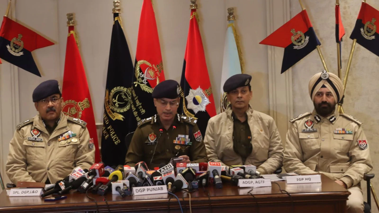 12,000 पुलिसकर्मी, 72 घंटे: पंजाब पुलिस ने गैंगस्टर्स पर नकेल कसने के लिए ऑपरेशन प्रहार शुरू किया।