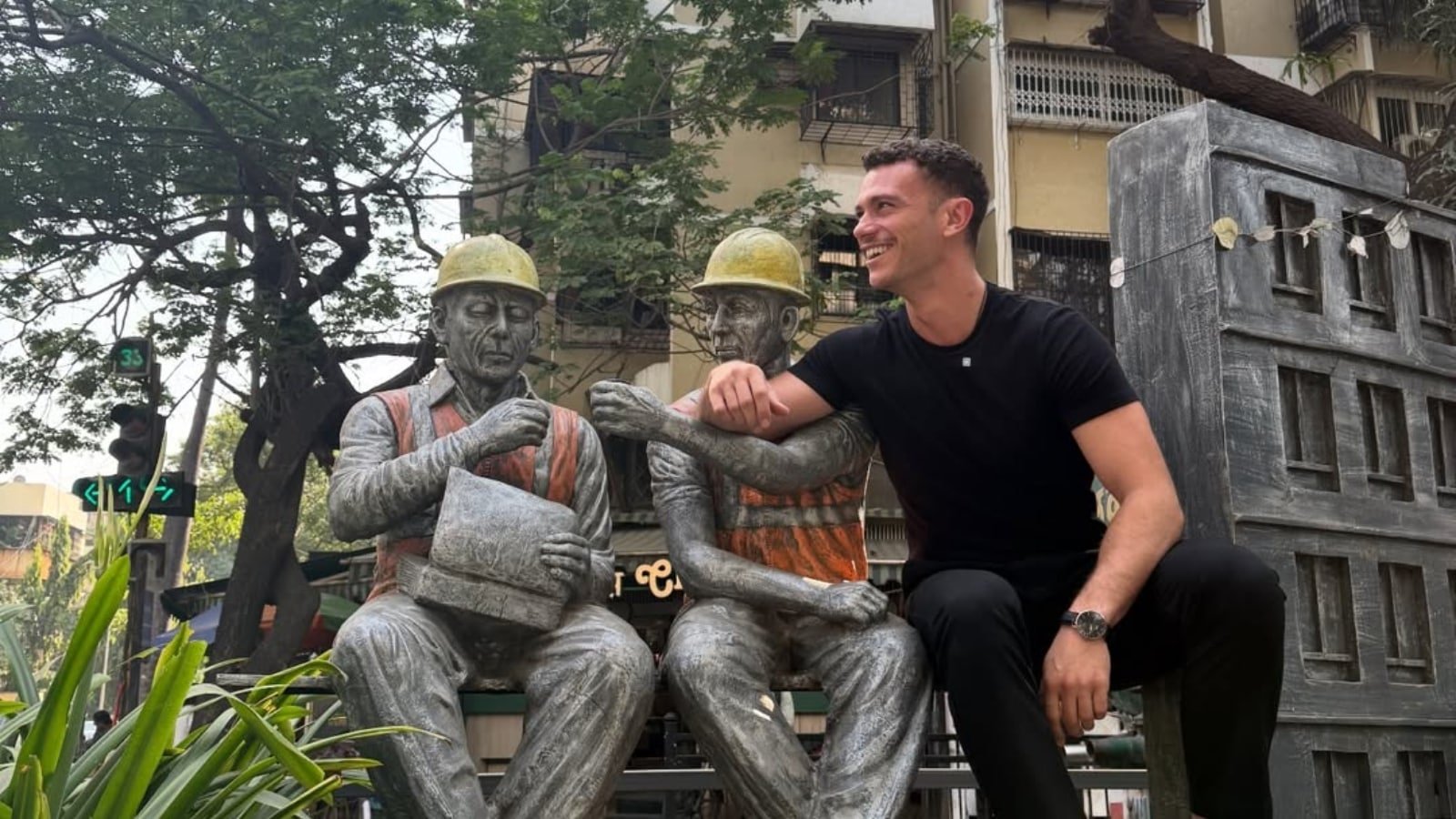 ऑस्ट्रेलियाई कंटेंट क्रिएटर ने कहा: भारतीय दोस्त परिवार की तरह एक-दूसरे की सफलता का जश्न मनाते हैं