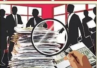 रेलवे रिश्वत कांड में बड़ी कार्रवाई