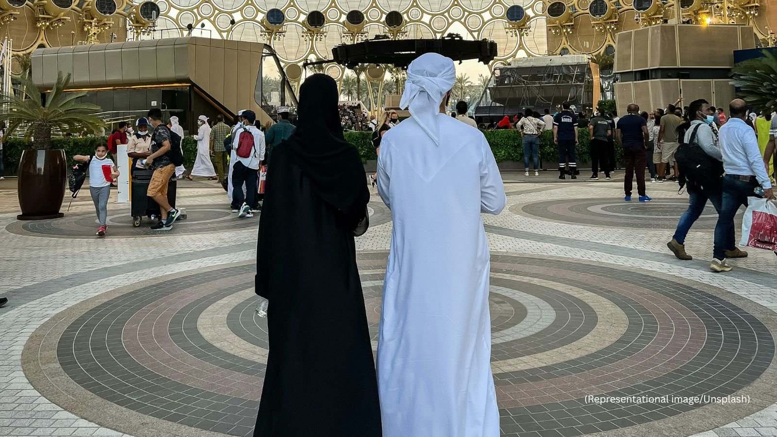 “यूएई के बिजनेसमैन ने कर्मचारियों के लिए 12 लाख रुपये की वेडिंग ग्रांट की घोषणा; 2 साल में बच्चा होने पर राशि डबल होगी”