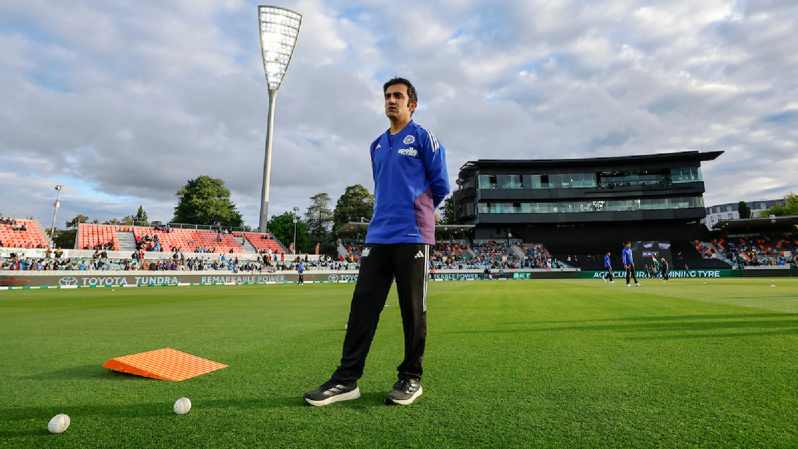 पूर्व खिलाड़ी का चेतावनी भरा बयान: अगर गौतम गंभीर T20 वर्ल्ड कप जीतने में नाकाम, तो BCCI को कोच हटाना चाहिए