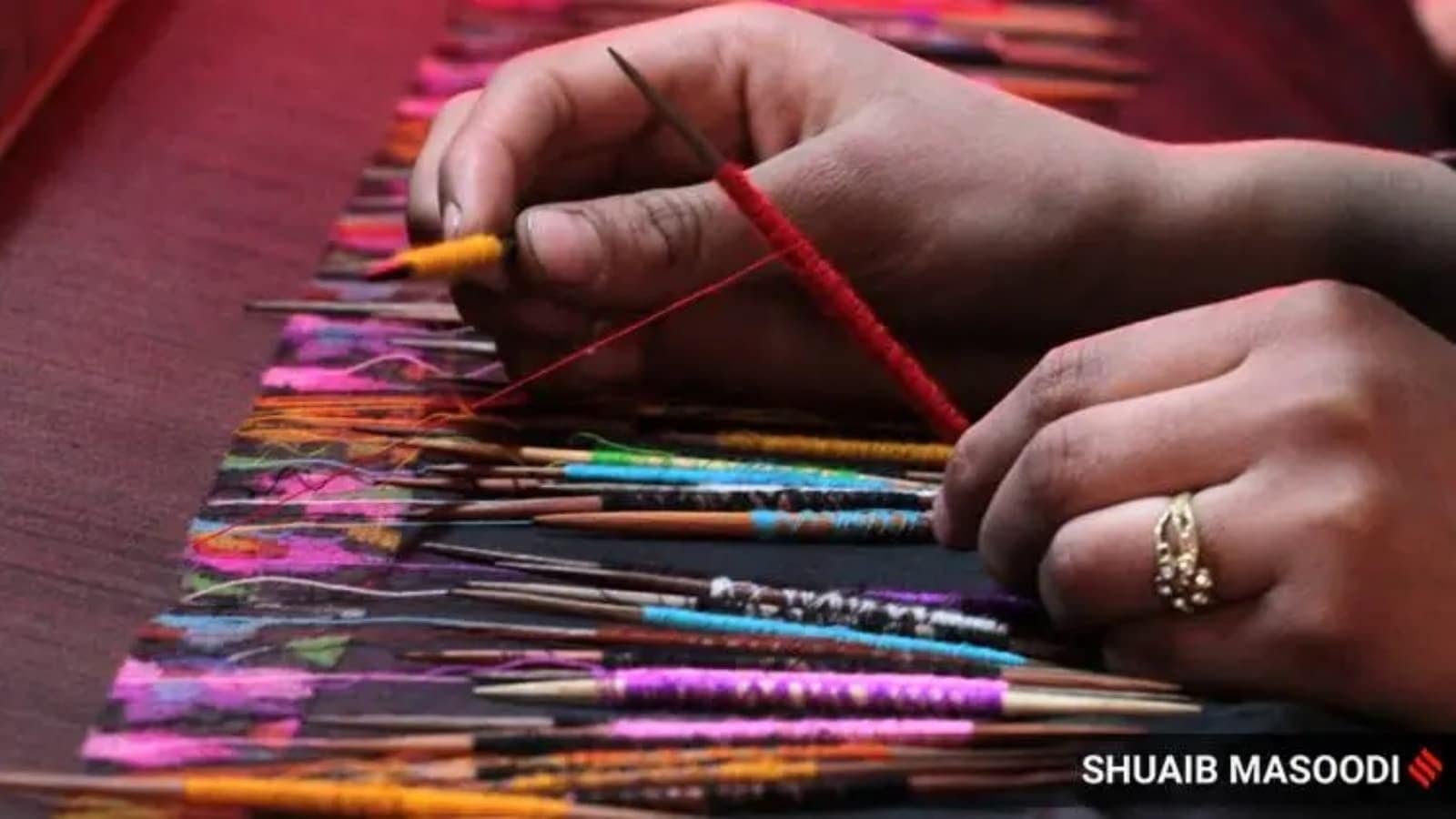 देहरादून में कश्मीरी शॉल विक्रेताओं पर हमला: पहचान पूछने के बाद मारपीट, 18 वर्षीय युवक गंभीर रूप से घायल