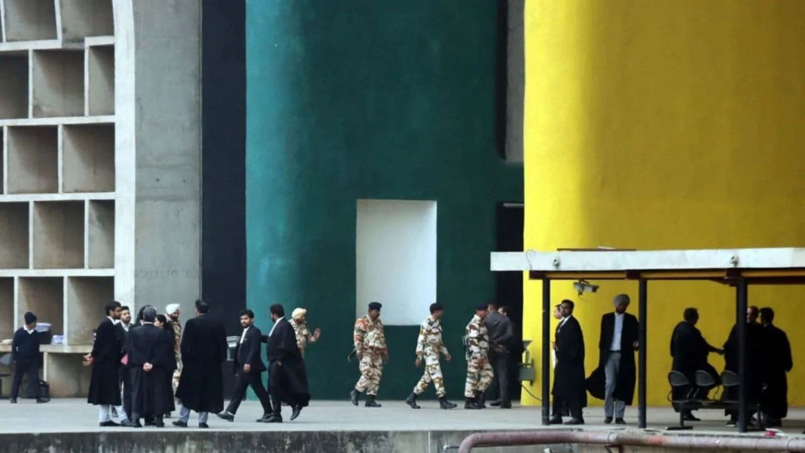 ‘बकाया राशि बढ़ाने से पहले सुनवाई का मौका दें’: पंजाब और हरियाणा उच्च न्यायालय ने पंजाब के पत्थर क्रशरों को भेजे गए मांग नोटिस रद्द किए